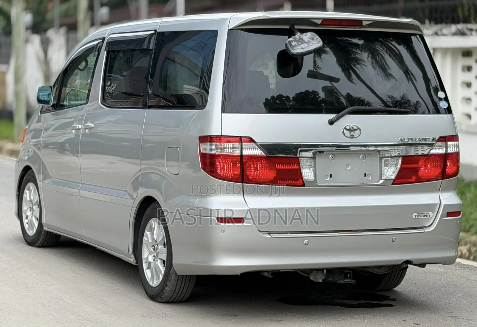 Toyota Alphard 2004 Silver