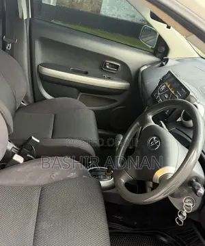 Toyota IST 2004 White