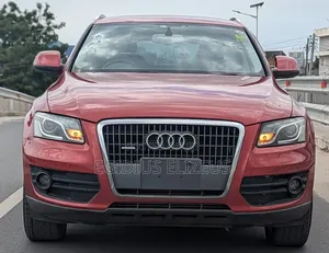 Audi Q5 2009 Red