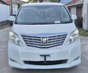 Toyota Alphard 2.4 Petrol FWD 2010 White