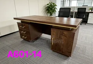 Executive Table/Meza Ya Ofisi/Office Table