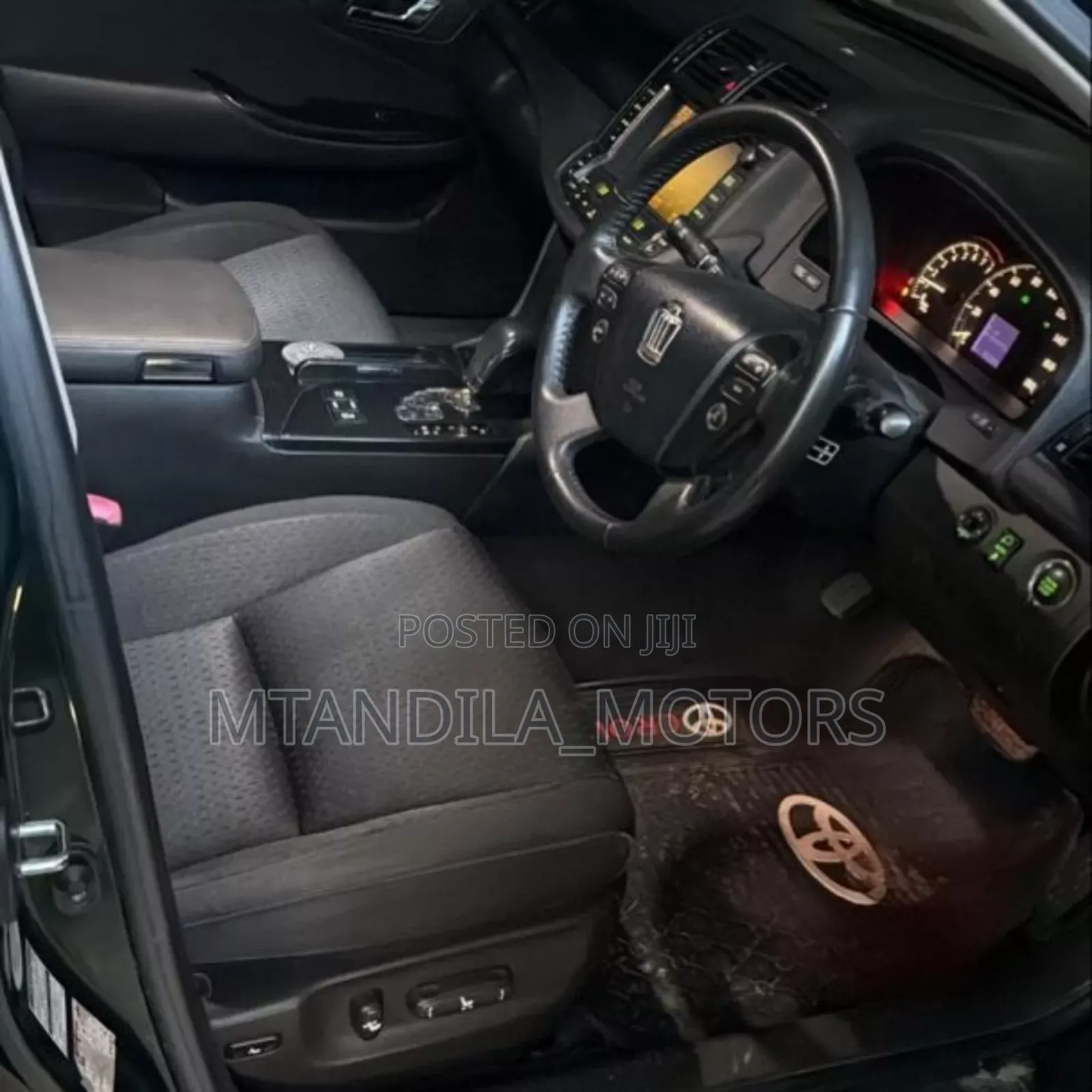 Toyota Crown 2009 Black