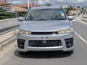 Mitsubishi Outlander Sport ES 2011 Silver