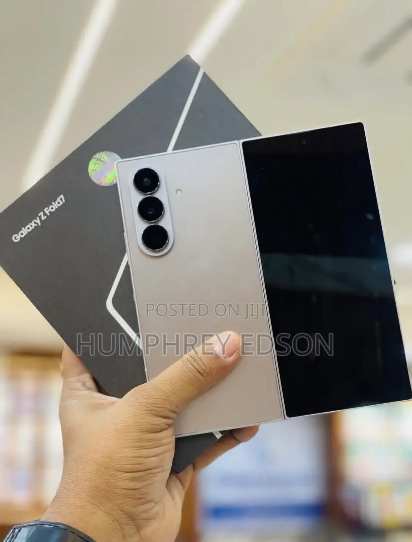 New Samsung Galaxy Z Fold7 256 GB Silver