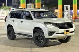 Toyota Land Cruiser Prado 2.7 2022 White