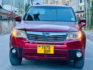 Subaru Forester 2010 Maroon