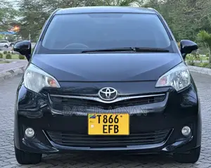 Toyota Ractis 1.5 FWD 2010 Black