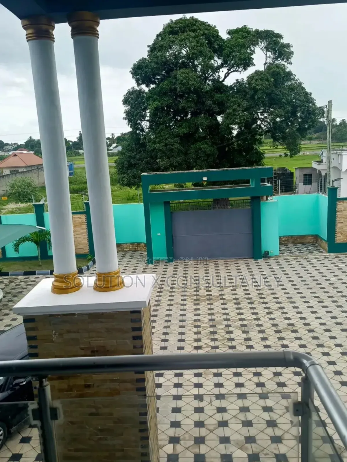 Furnished 4bdrm House in Kiromo for sale