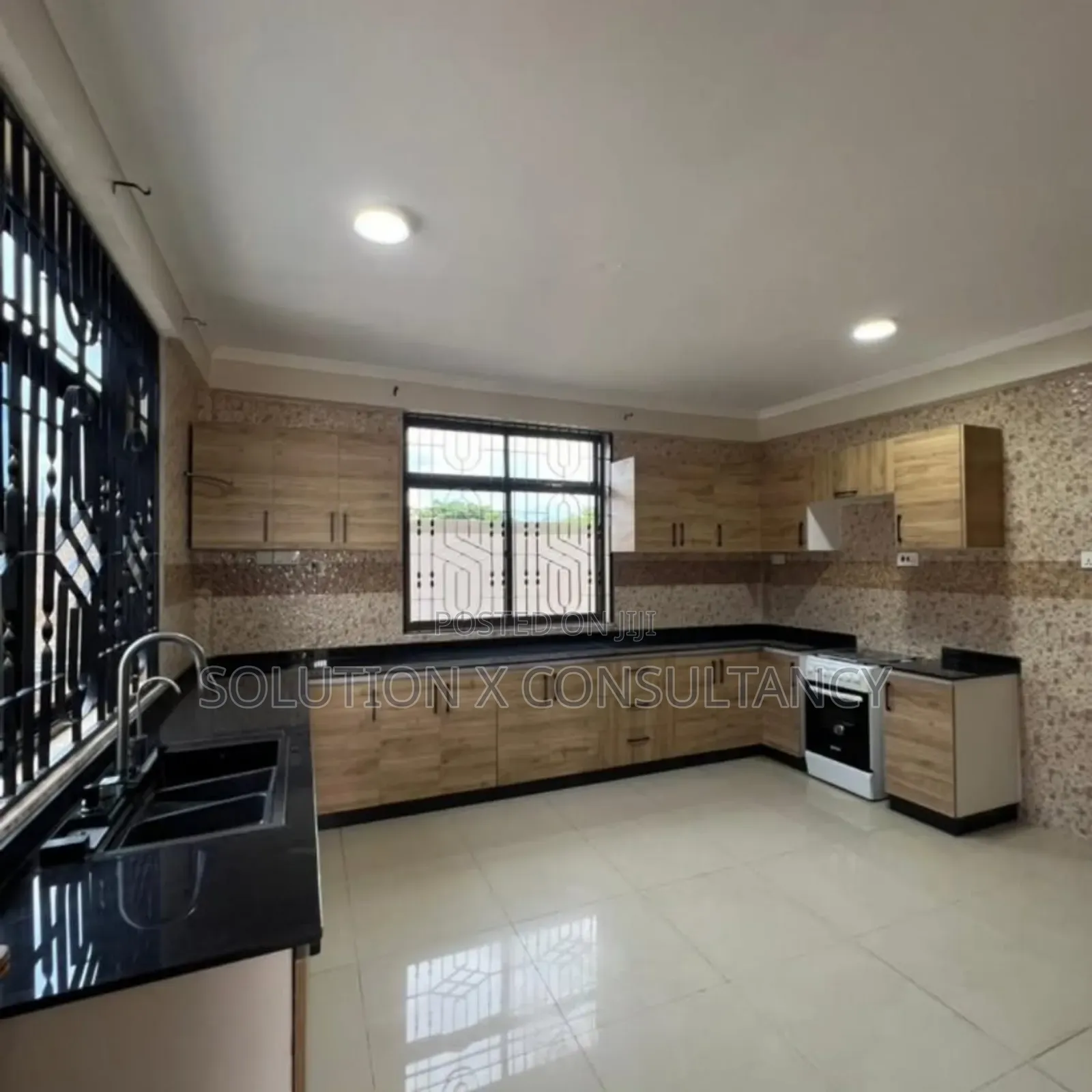 5bdrm House in Mbweni for rent