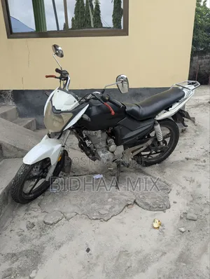 Motorcycle 2016 White