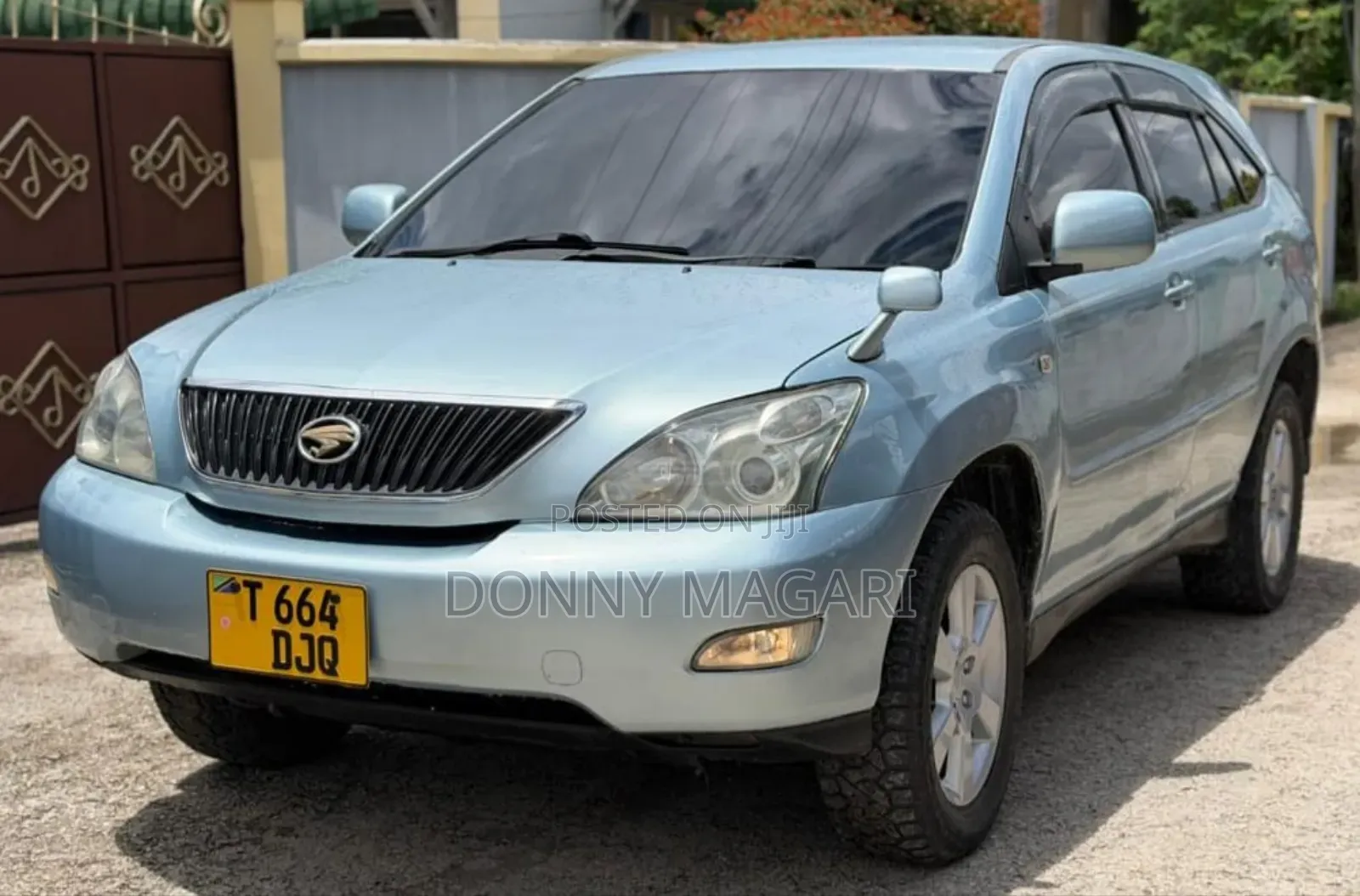 Toyota Harrier 2005 Blue