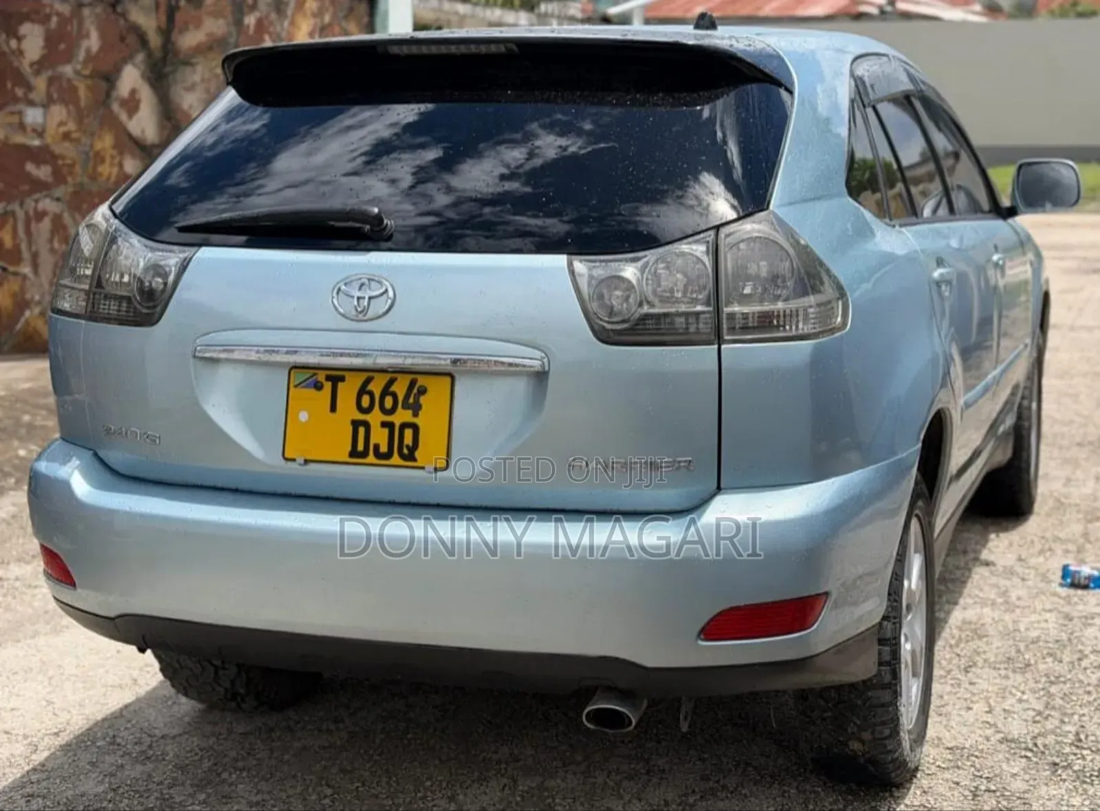 Toyota Harrier 2005 Blue
