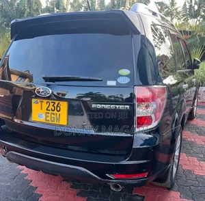 Subaru Forester 2014 Black