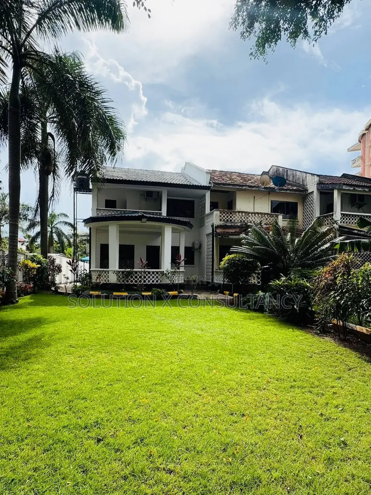 Furnished 4bdrm Villa in Masaki for rent