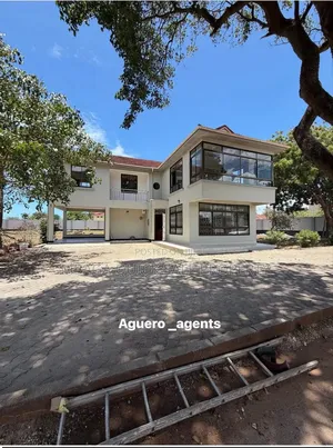 5bdrm Apartment in Masaki for rent