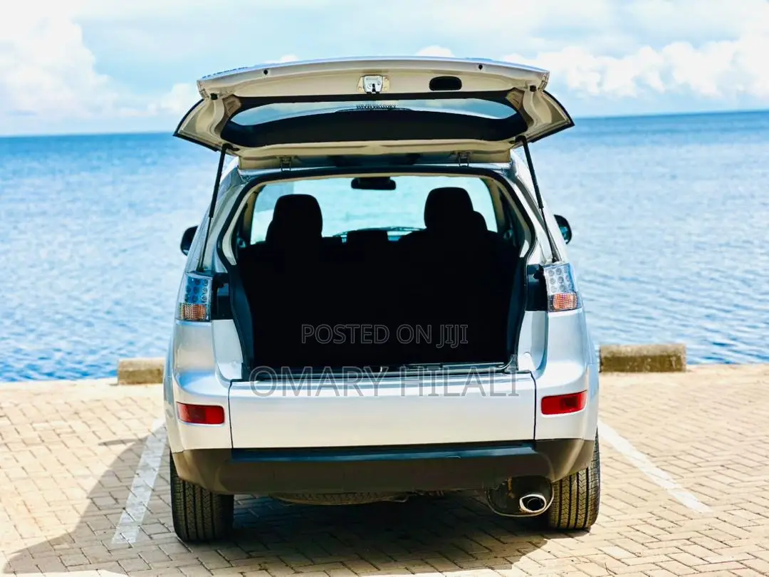 Mitsubishi Outlander 2007 Silver