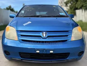 Toyota IST 2003 Blue