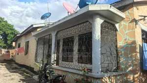 Furnished 10bdrm House in Nyakato for sale