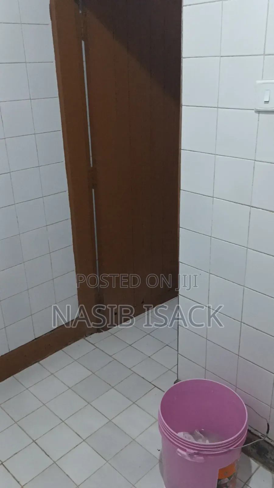 Furnished 10bdrm House in Nyakato for sale