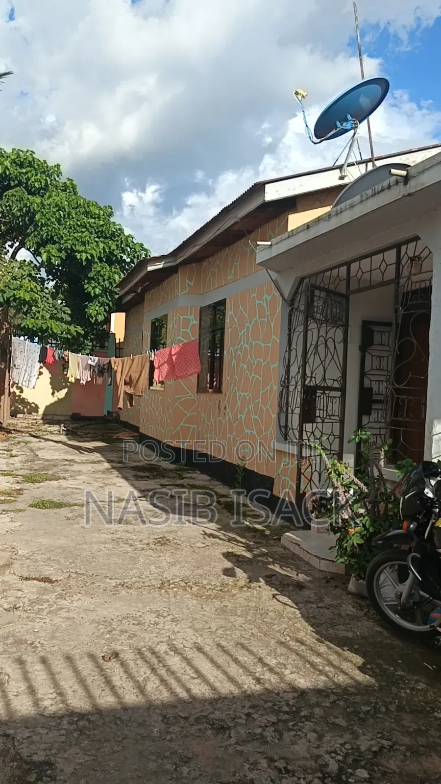 Furnished 10bdrm House in Nyakato for sale