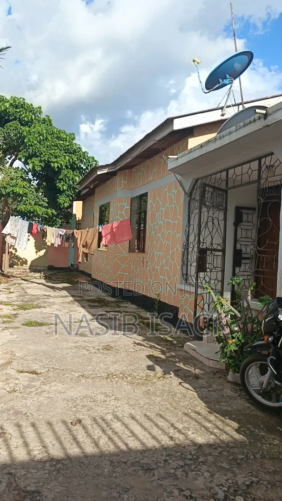 Furnished 10bdrm House in Nyakato for sale