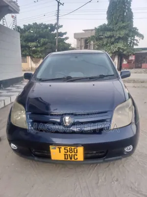 Toyota IST 2005 Black