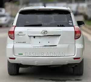 Toyota Vanguard 2009 Pearl