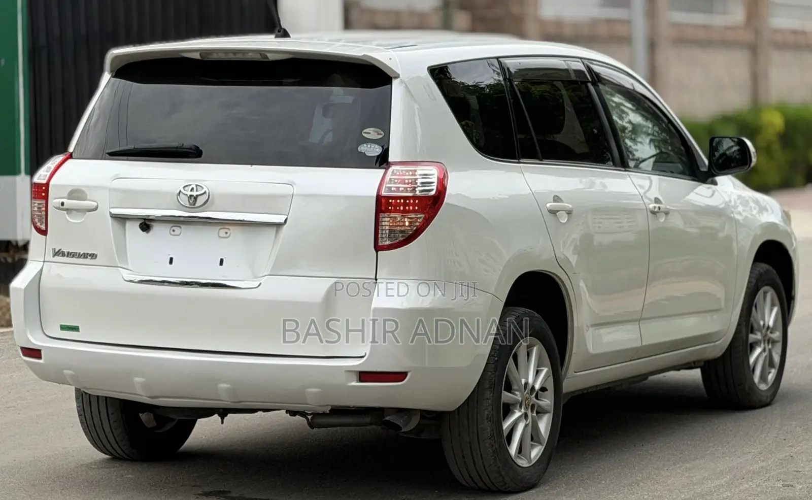Toyota Vanguard 2009 Pearl