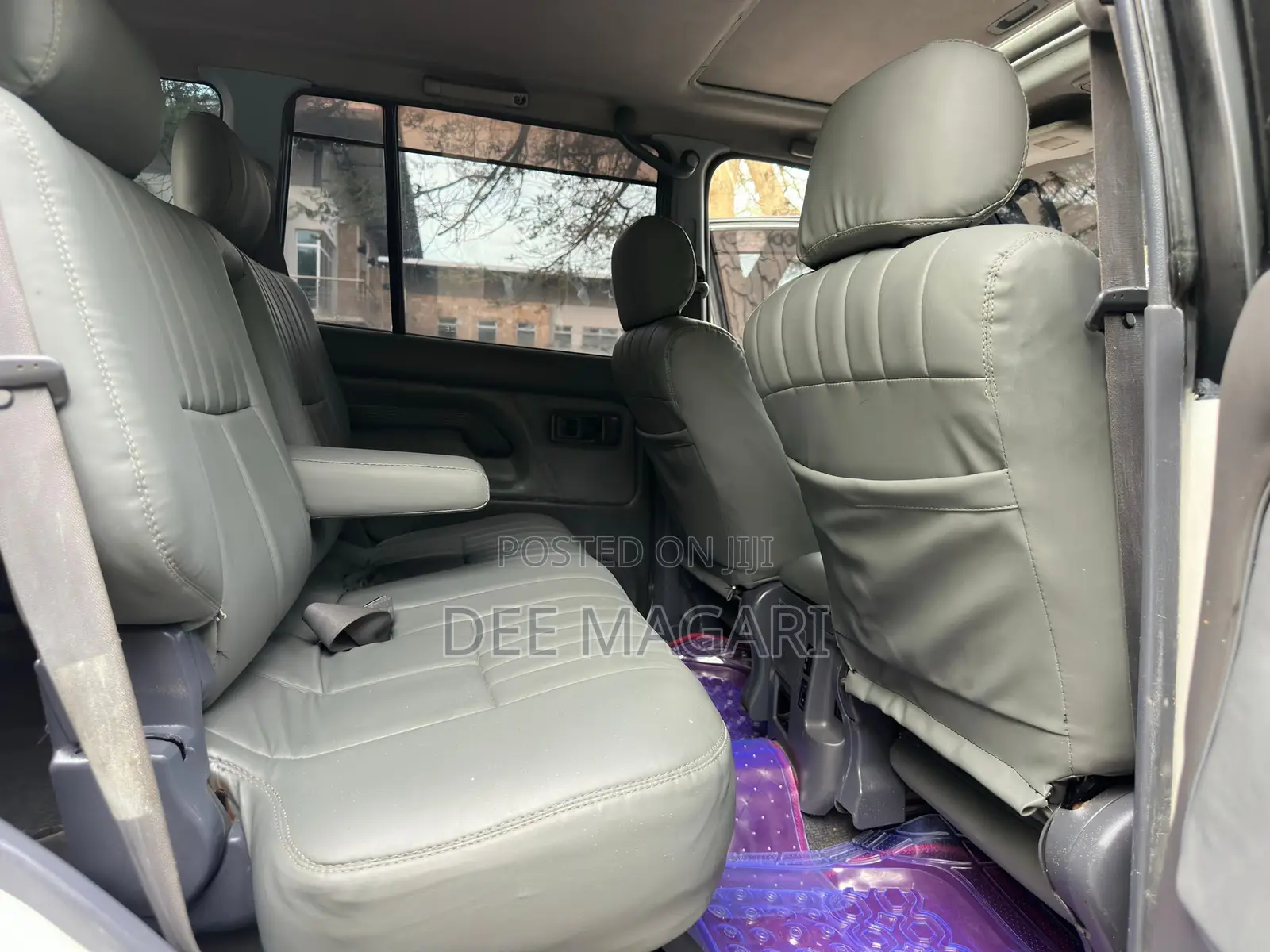 Toyota Land Cruiser Prado 1999 White