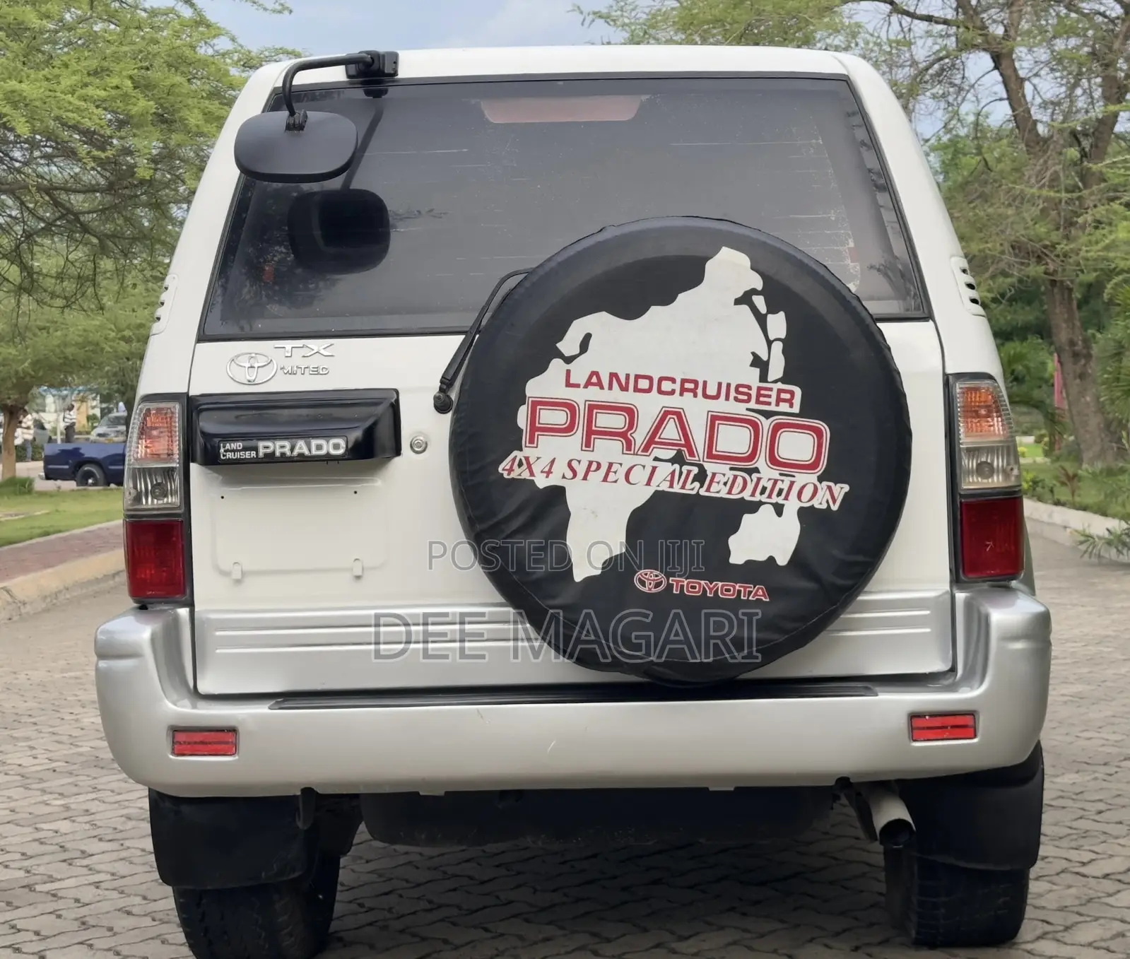 Toyota Land Cruiser Prado 1999 White