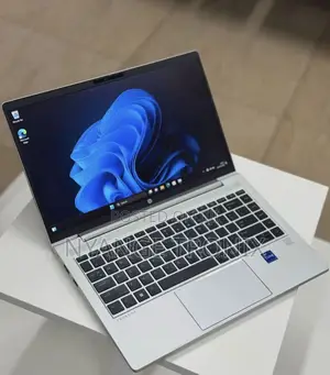 New Laptop HP ProBook 440 G10 8GB Intel Core i5 SSD 512GB