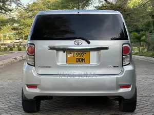 Toyota Corolla Rumion 2008 Silver