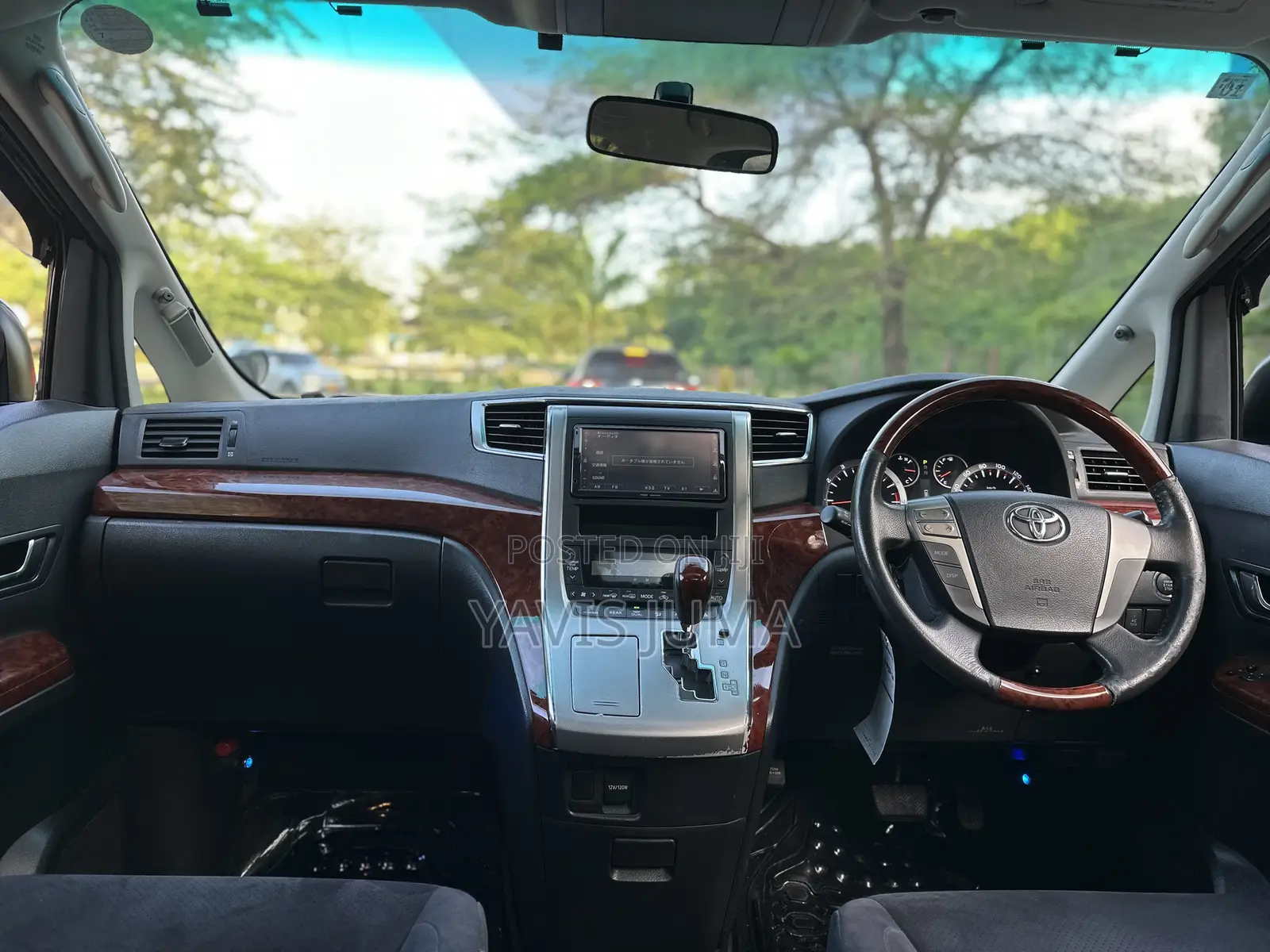 Toyota Alphard 2010 Black