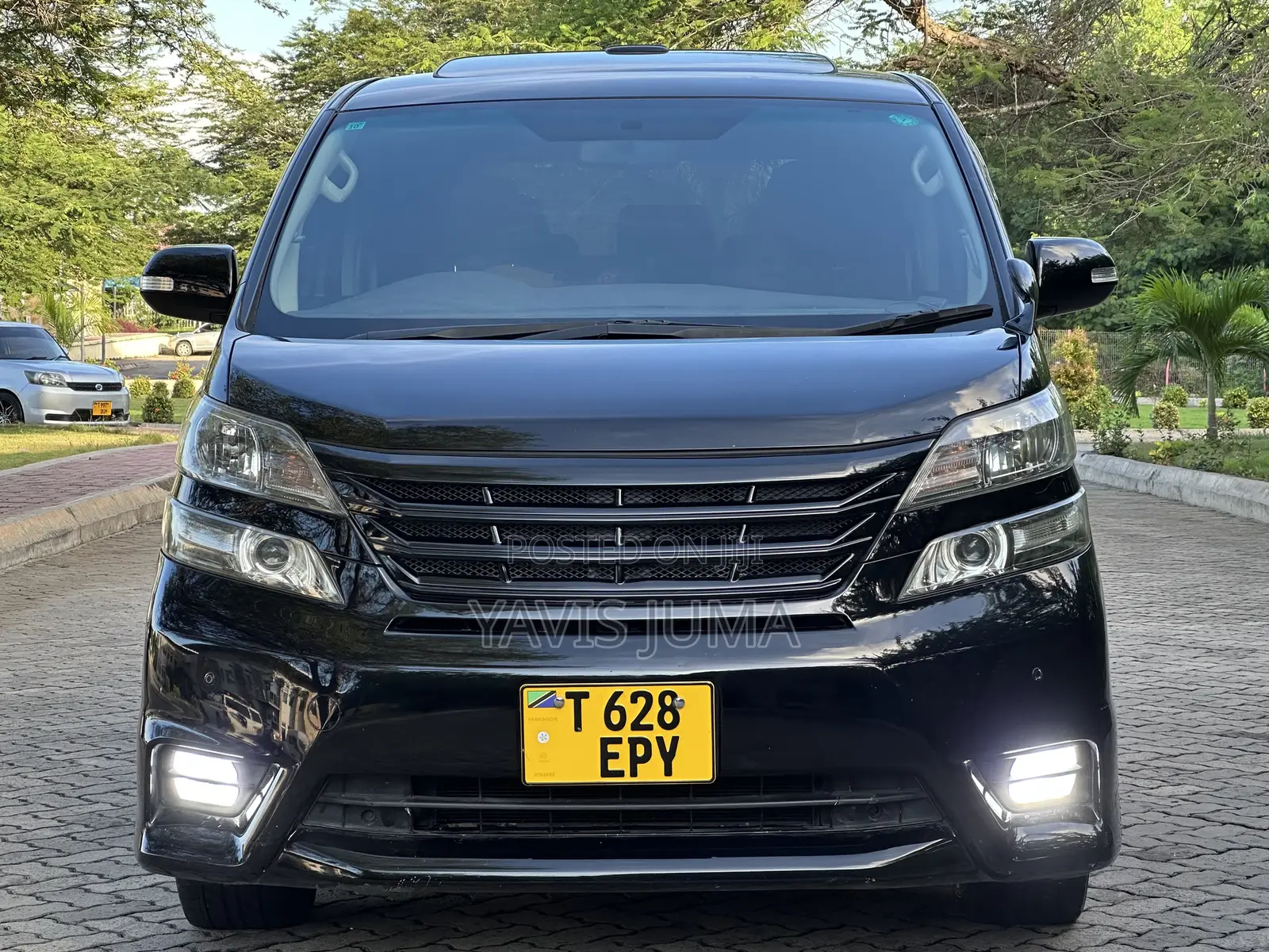 Toyota Alphard 2010 Black