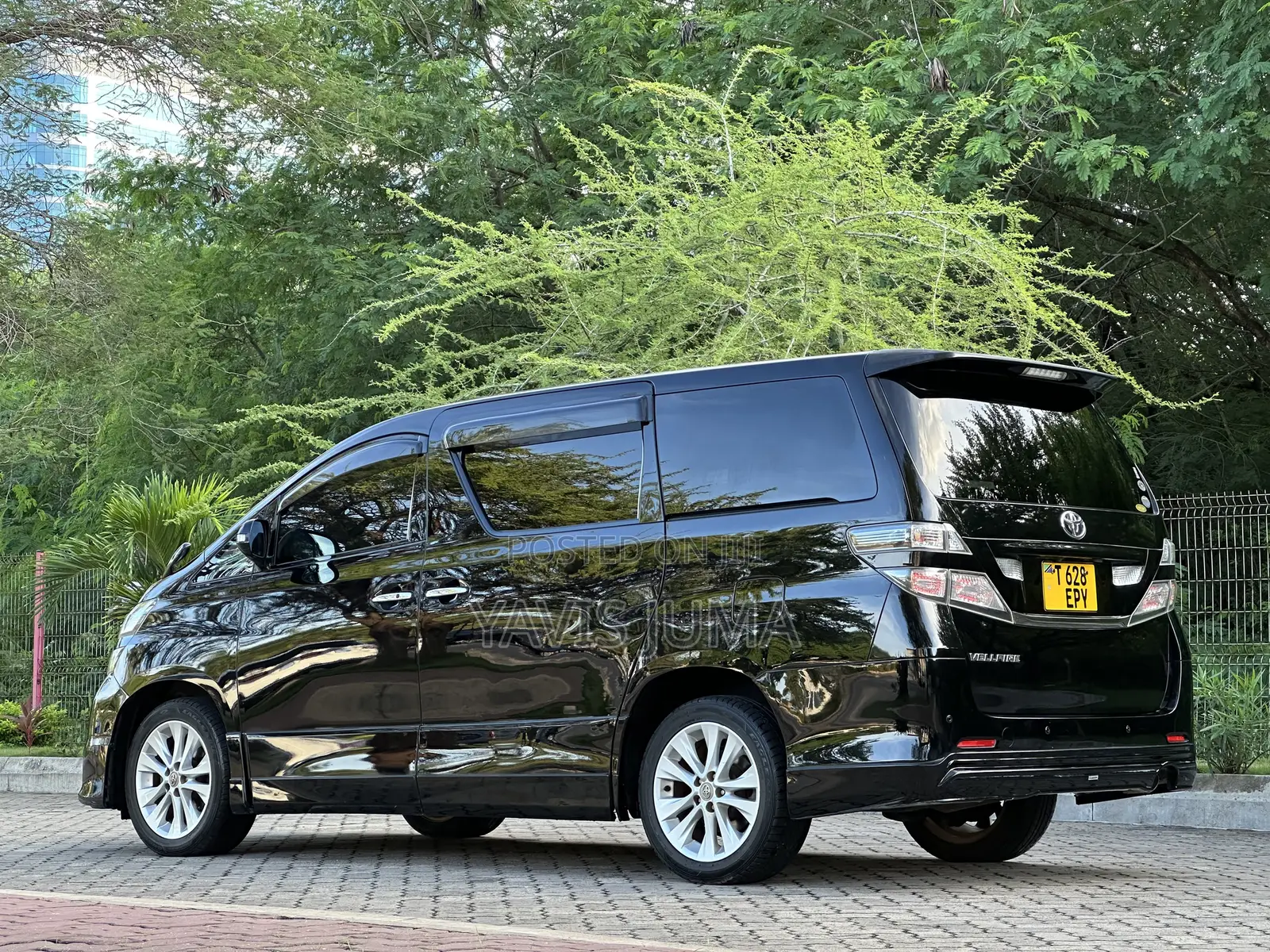 Toyota Alphard 2010 Black