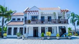 5bdrm Block of Flats in Mchakama Real Estate, Mbweni for sale