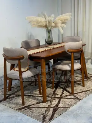 Dining Table Na Viti Vinne