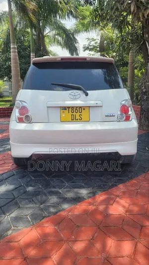 Toyota IST 2005 White