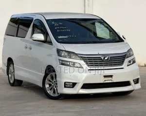 Toyota Alphard 2010 White