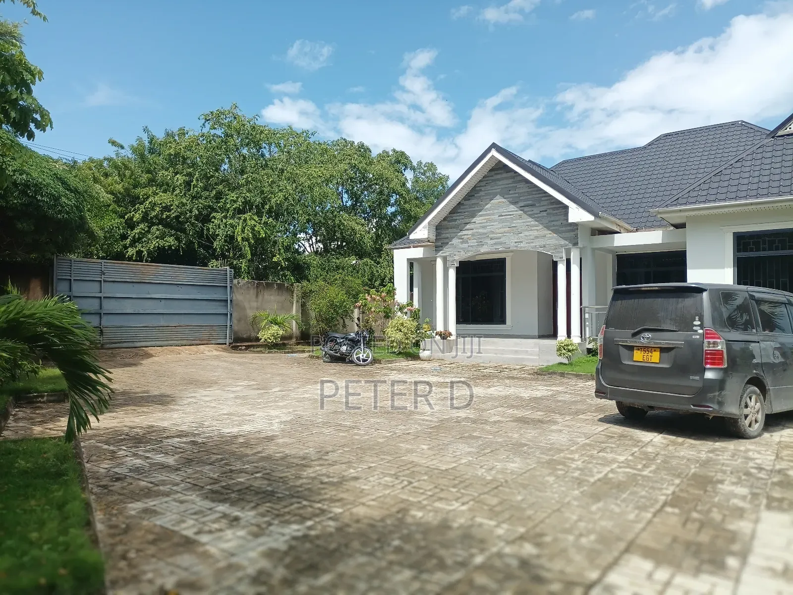 4bdrm House in Goba for rent