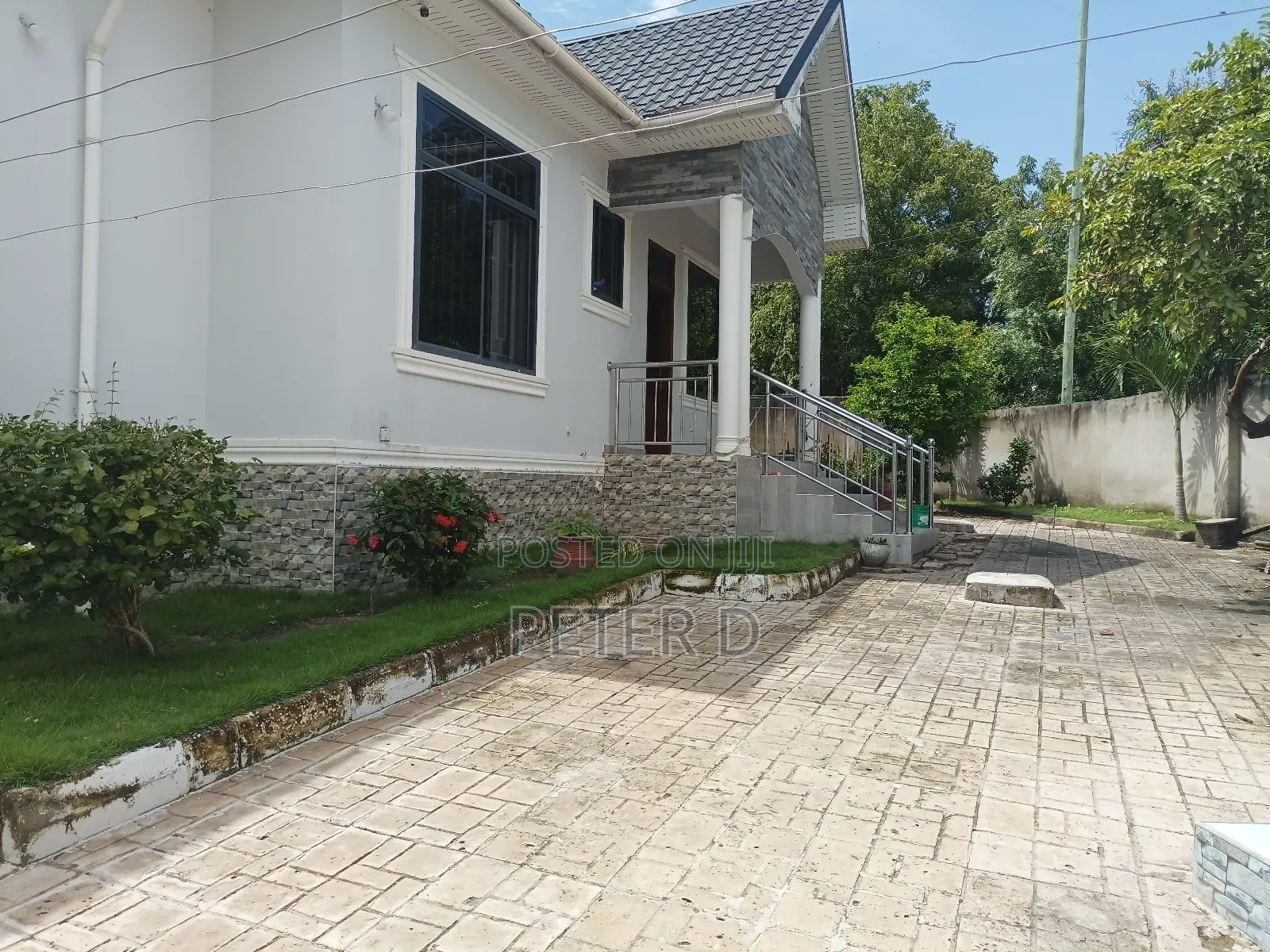 4bdrm House in Goba for rent
