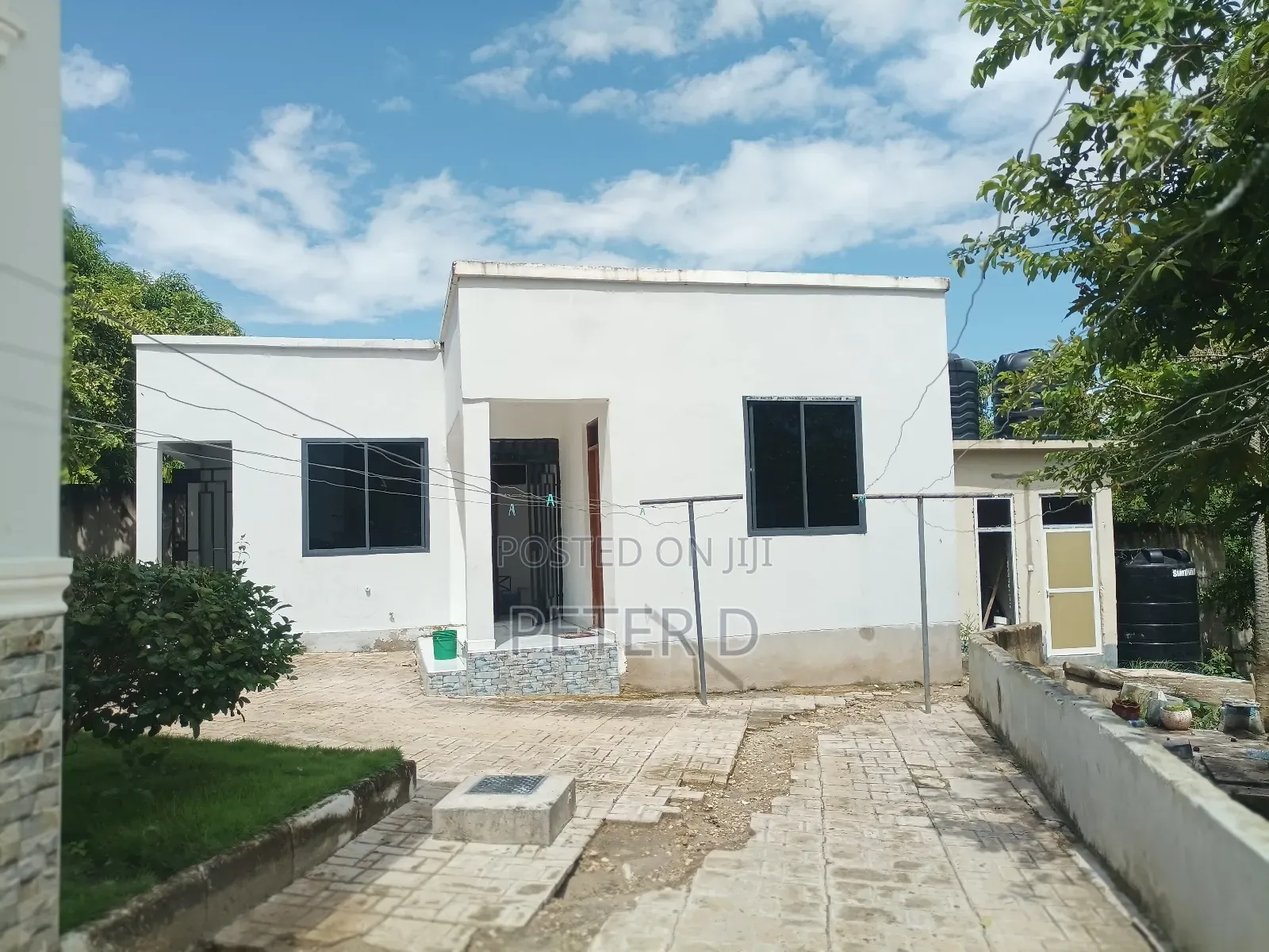 4bdrm House in Goba for rent