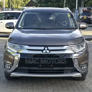 Mitsubishi Outlander 2016 Gray
