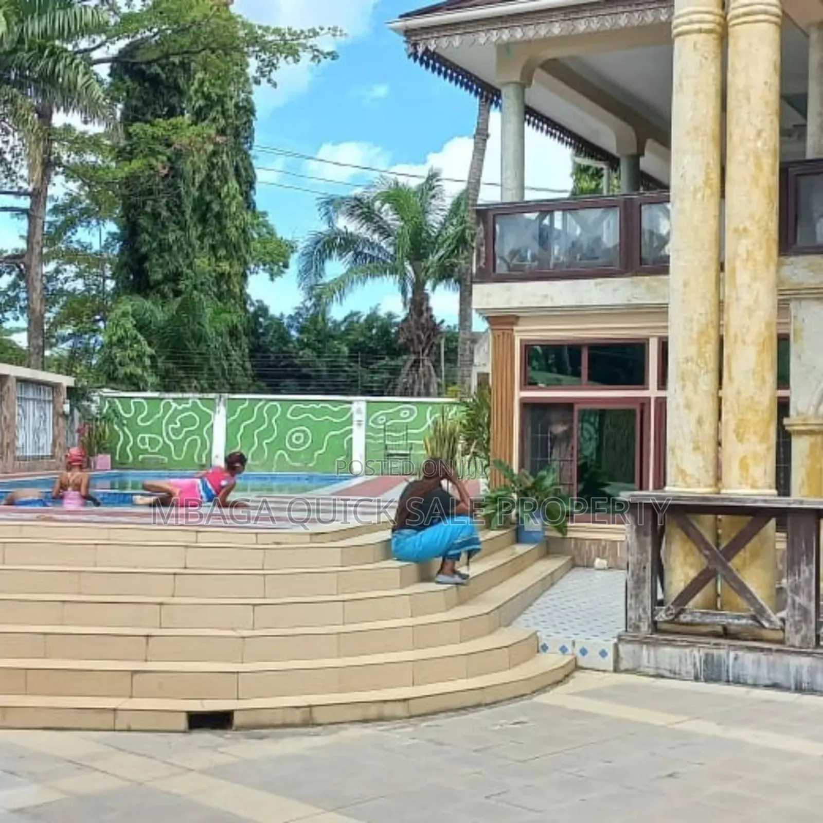 7bdrm House in Mikocheni for sale