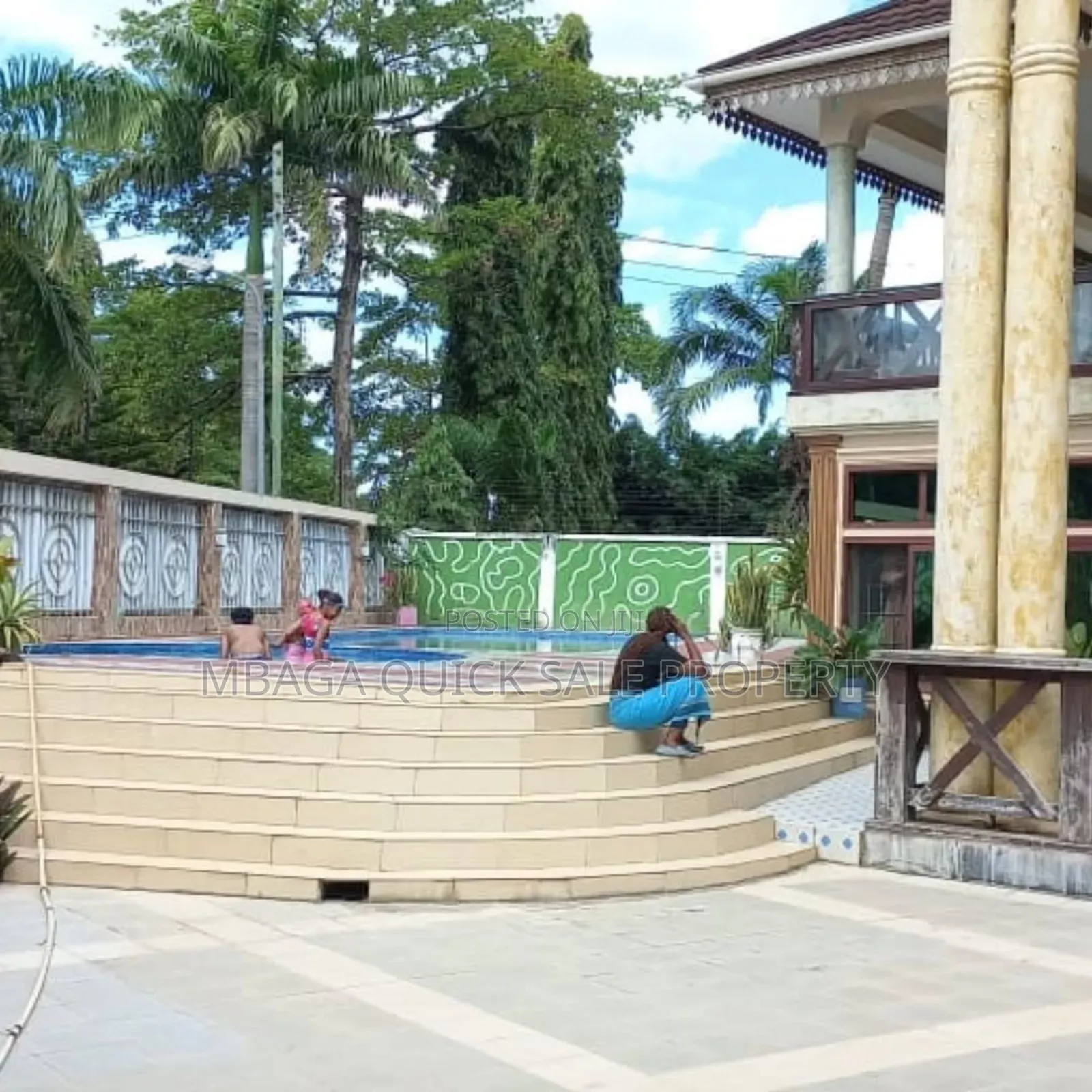 7bdrm House in Mikocheni for sale