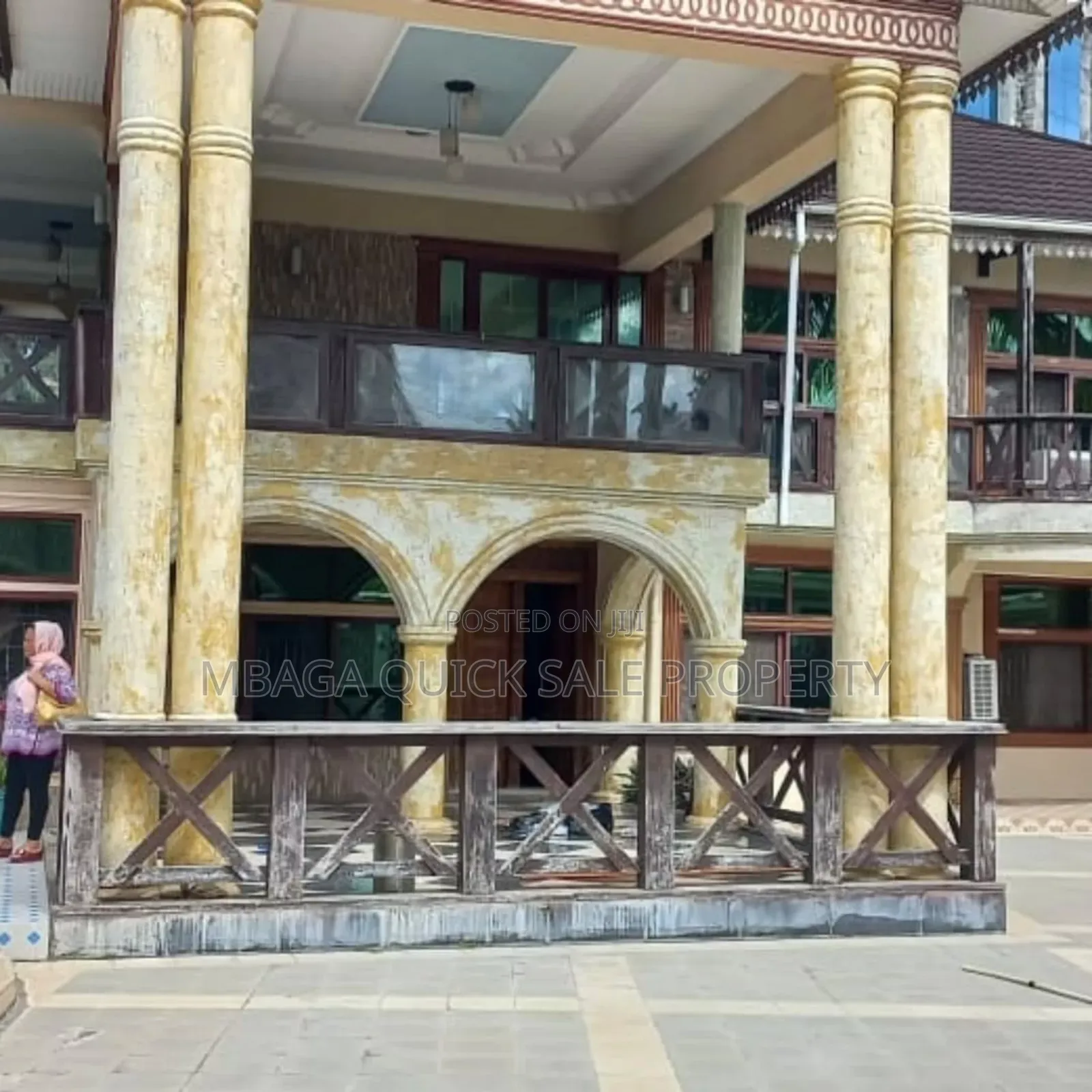 7bdrm House in Mikocheni for sale