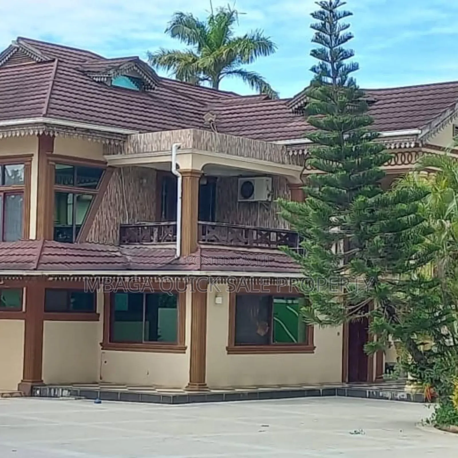 7bdrm House in Mikocheni for sale