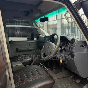 Toyota Land Cruiser 76 Series 2012 Black