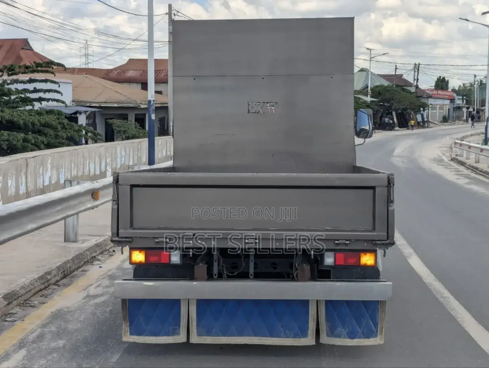 Mitsubishi Canter Truck