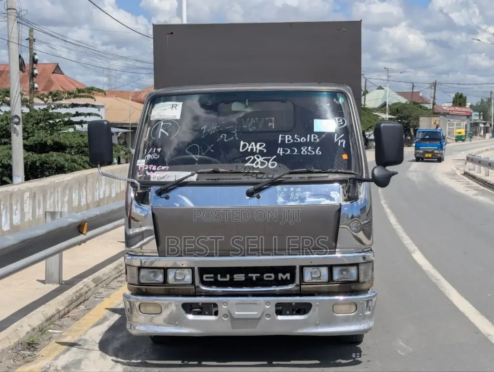 Mitsubishi Canter Truck